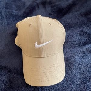 Nike Beige Running Hat